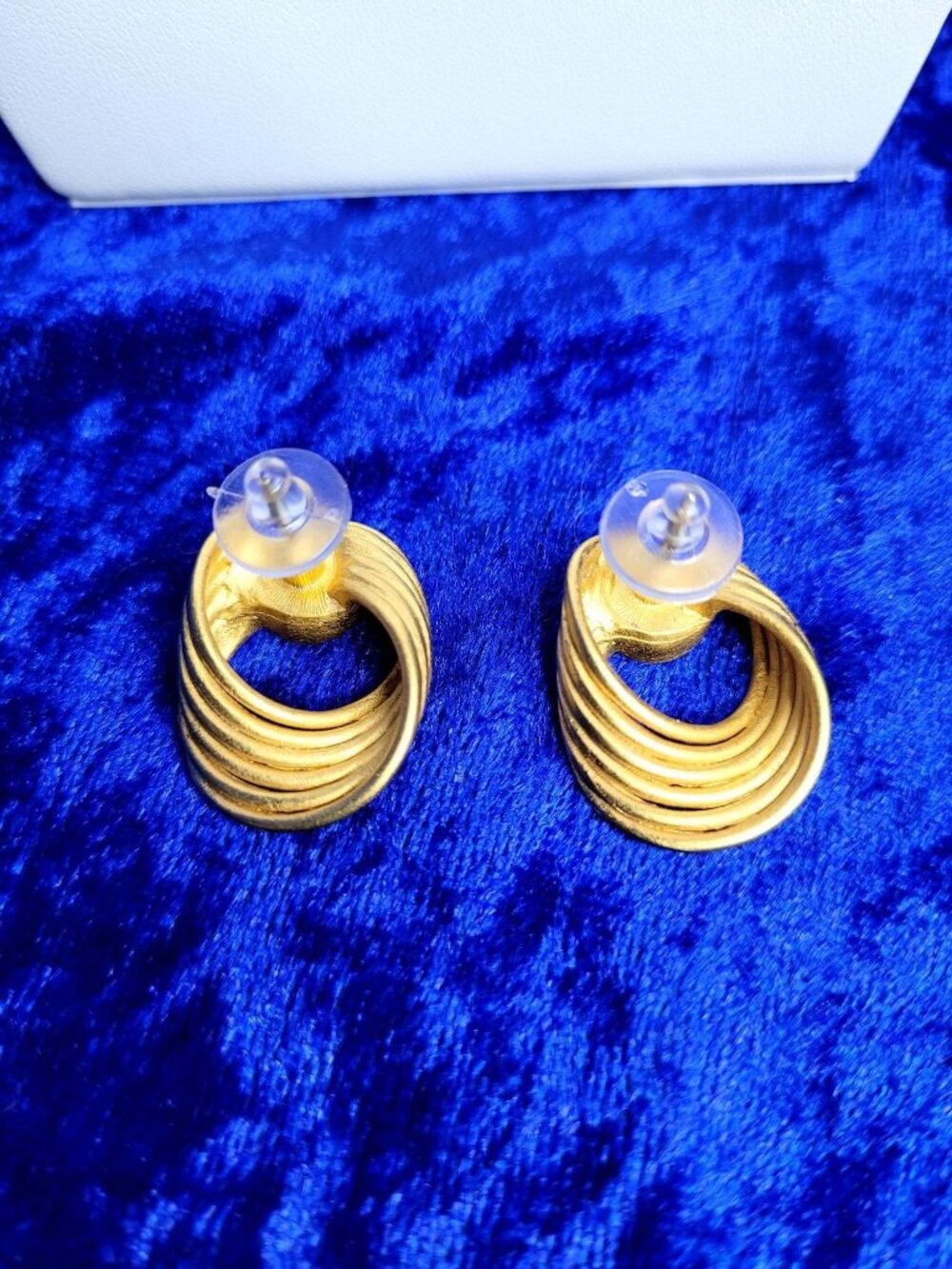 vintage gold tone twist loop glass chrystal push back earrings